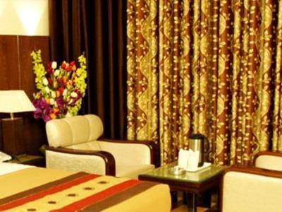Asian Plaza Hotel ดารัมซาลา ภายนอก รูปภาพ